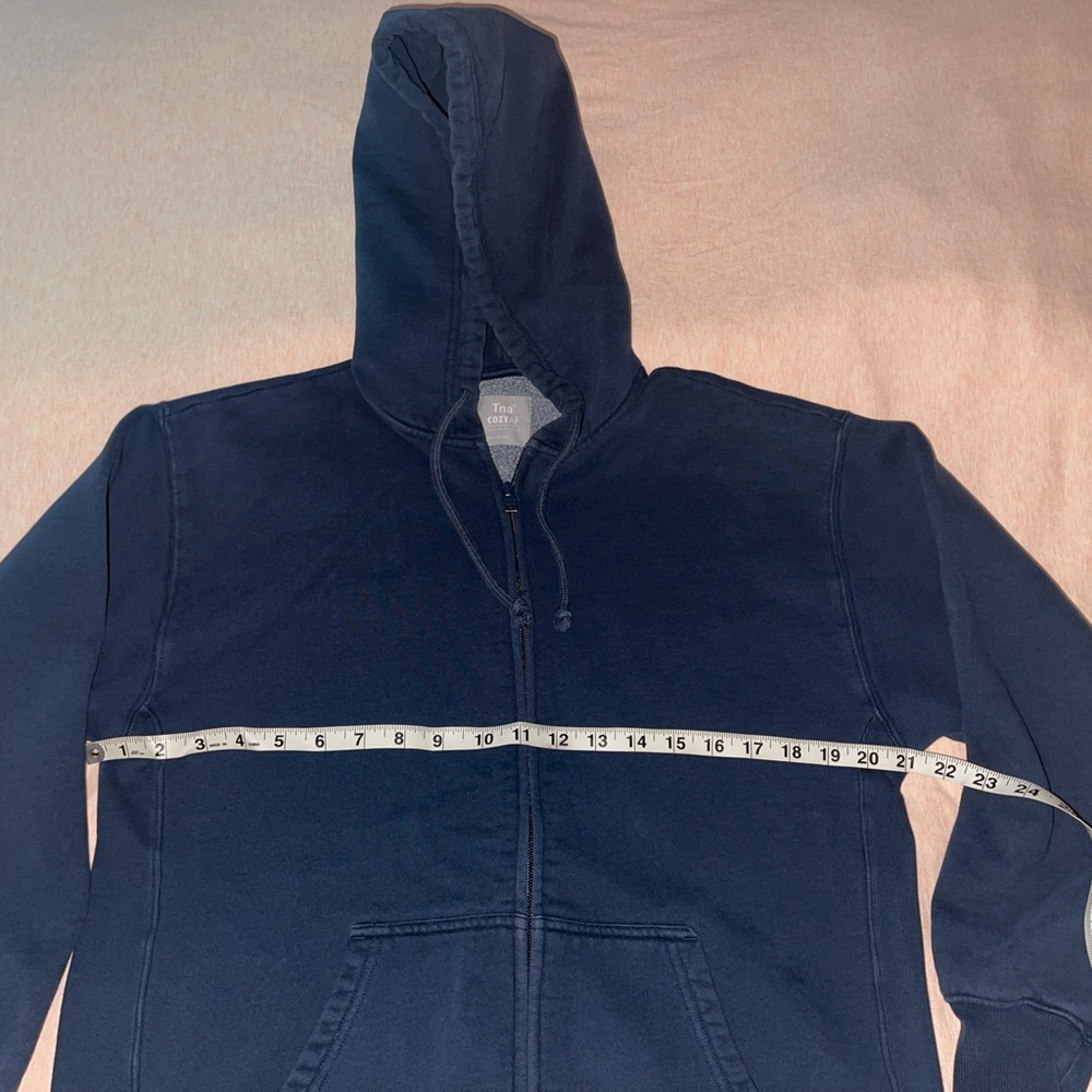 Aritzia Dark Blue zip sweater - Picture 15 of 16